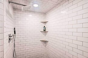 Pet-friendly Natchez Home: Walk to Downtown!