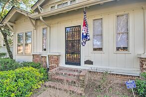Pet-friendly Natchez Home: Walk to Downtown!