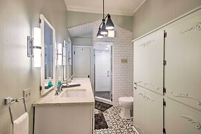 Pet-friendly Natchez Home: Walk to Downtown!