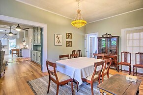 Pet-friendly Natchez Home: Walk to Downtown!