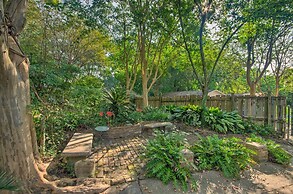Pet-friendly Natchez Home: Walk to Downtown!