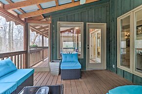 Cozy Conyers Cabin w/ Fireplace & Pool Table!