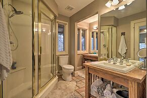 Cozy Conyers Cabin w/ Fireplace & Pool Table!