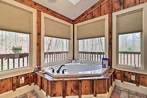 Cozy Conyers Cabin w/ Fireplace & Pool Table!