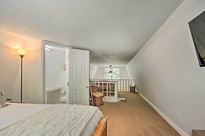 Quaint Tignall Cabin w/ Deck & Private Dock!