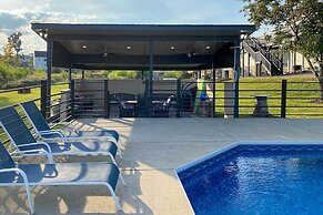 Nashville Home w/ Seasonal Pool < 5 Mi to Dtwn!