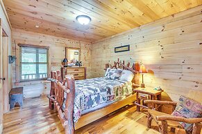 Expansive Sky Valley Lodge w/ Mountain Views!