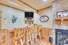 Expansive Sky Valley Lodge w/ Mountain Views!