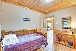 Expansive Sky Valley Lodge w/ Mountain Views!