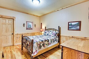 Expansive Sky Valley Lodge w/ Mountain Views!