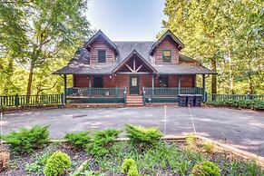 Expansive Sky Valley Lodge w/ Mountain Views!
