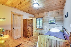 Expansive Sky Valley Lodge w/ Mountain Views!