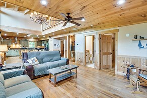 Expansive Sky Valley Lodge w/ Mountain Views!