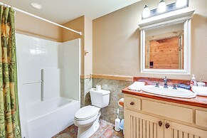 Expansive Sky Valley Lodge w/ Mountain Views!