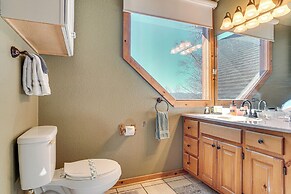 Pool, Hot Tub & Mountain Views: Cleveland Cabin