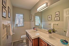 Inviting Sky Valley Home ~ 2 Mi to Mud Creek Falls