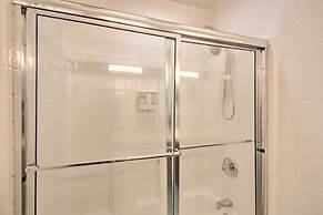 Inviting Sky Valley Home ~ 2 Mi to Mud Creek Falls