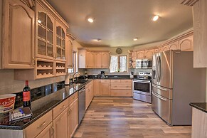 Inviting Sky Valley Home ~ 2 Mi to Mud Creek Falls