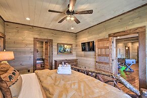 Luxurious Mountain Getaway w/ Game Room + Hot Tub!