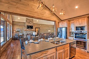 Luxurious Mountain Getaway w/ Game Room + Hot Tub!