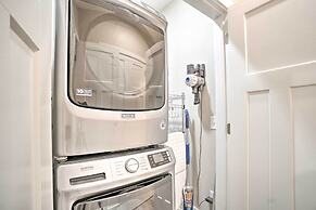 Hootenanny at Horton Creek: Creekside Escape!