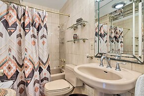 Ocean Springs Home - Walk to Beach & Downtown!