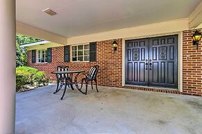 Ocean Springs Home - Walk to Beach & Downtown!