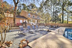 Lakefront Macon Home w/ Pool, Dock & Fire Pit!