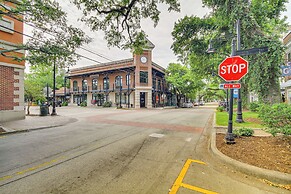 Mid-century Dream Home < Half-mile to Beach!