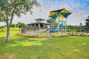 Mid-century Dream Home < Half-mile to Beach!