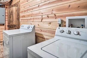 Secluded Blue Ridge Mtn Retreat w/ Indoor Hot Tub
