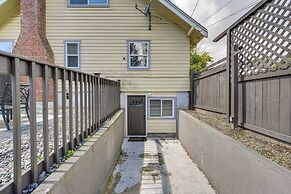 Family-friendly Seattle Escape: 8 Mi to Dtwn!