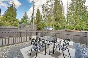 Family-friendly Seattle Escape: 8 Mi to Dtwn!