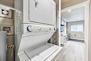 Family-friendly Seattle Escape: 8 Mi to Dtwn!