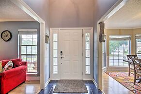 Martinez Retreat w/ Seasonal Pool: 9 Mi to Masters