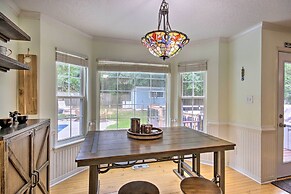 Martinez Retreat w/ Seasonal Pool: 9 Mi to Masters