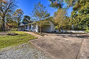 Mod 'stable House' on 10 Acres, Walk to Lake!