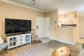 Bright St Simons Island Condo w/ Shared Pool!