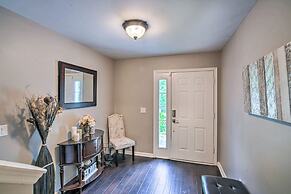 Spacious Nashville Townhome w/ Private Deck & Yard