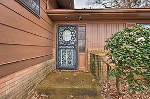 Memphis Vacation Rental - 1/2 Mi to Graceland