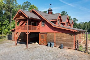 Pet-friendly Dry Branch Ranch Vacation Rental!