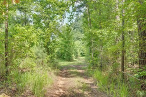 Pet-friendly Dry Branch Ranch Vacation Rental!