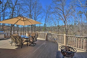 Murrayville Lakefront Cabin w/ Boat Slip & Grill!