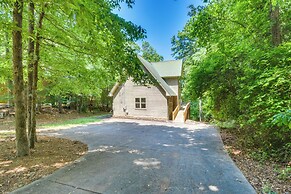 Murrayville Lakefront Cabin w/ Boat Slip & Grill!