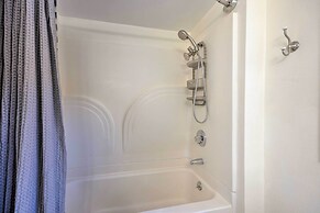 Cozy CO Rocky Mountain Retreat Near Pikes Peak!