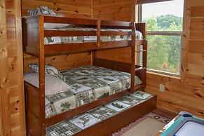 Cozy Cabin Living by Lake Chatuge w/ Covered Patio