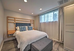 Sleek Modern Home w/ Patio, 8 Mi to Dtwn Seattle!