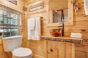 North Georgia Mtn Escape w/ Hot Tub & Games!