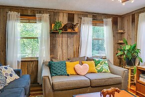 Nashville Getaway w/ Gazebo, 11 Mi to Downtown!