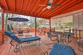 Spacious Memphis Home - Walk to Graceland